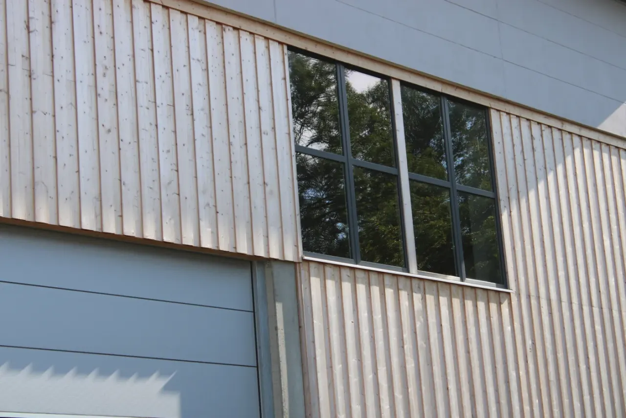 Gewerbehalle – Bild 1